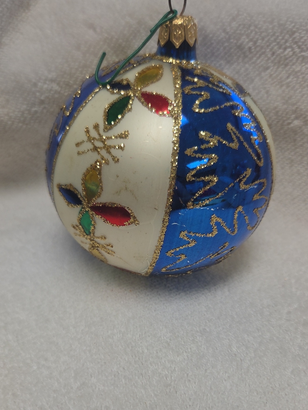 Vtg Komozja World Glitter Hand Painted Polish Ball Ornament